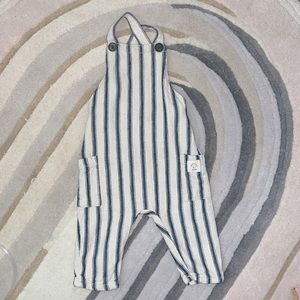 Zara baby unisex blue and beige overalls
